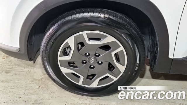 Hyundai Santa Fe HEV 1.6 2WD Exclusive 2023 — фото 5
