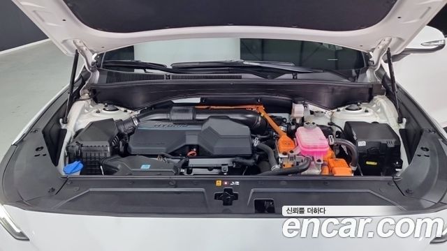 Hyundai Santa Fe HEV 1.6 2WD Exclusive 2023 — фото 6