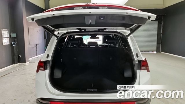 Hyundai Santa Fe HEV 1.6 2WD Exclusive 2023 — фото 22
