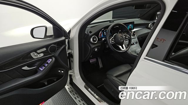 Mercedes-Benz GLC-Class (X253) GLC300e 4MATIC Coupe 2023 — фото 11