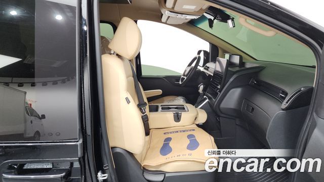 Hyundai Staria 4WD Limousine (Special Vehicle) 9 Seater 2023 — фото 11