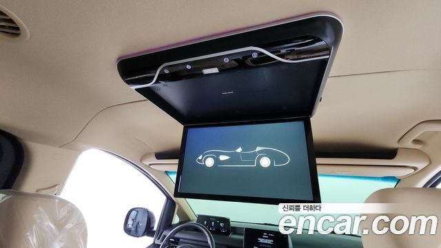 Hyundai Staria 4WD Limousine (Special Vehicle) 9 Seater 2023 — фото 18