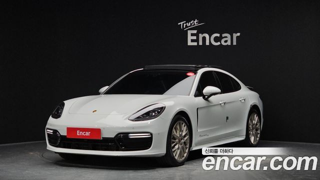 Porsche Panamera (971) 3.0 AWD 2020 — фото 1