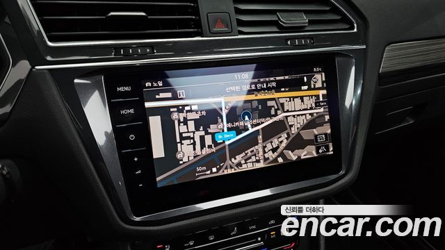 Volkswagen Tiguan Allspace 2.0 TSI Prestige 2023 — фото 15