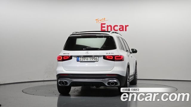 Mercedes-Benz GLB-Class (X247) AMG GLB35 4MATIC 2021 — фото 4