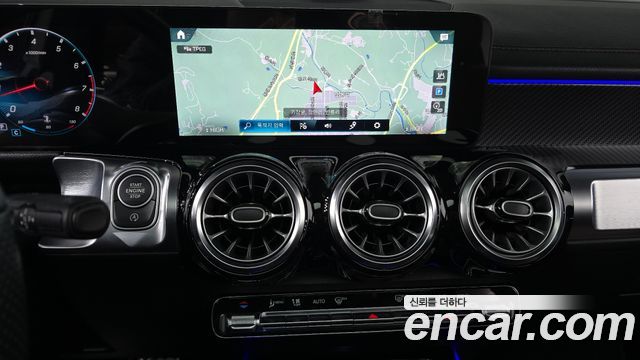 Mercedes-Benz GLB-Class (X247) AMG GLB35 4MATIC 2021 — фото 15
