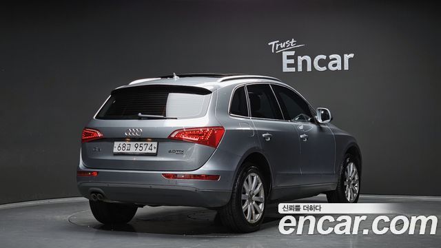 Audi Q5 2.0 TDI Quattro Dynamic 8R 2012 — фото 2