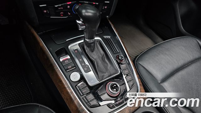 Audi Q5 2.0 TDI Quattro Dynamic 8R 2012 — фото 9