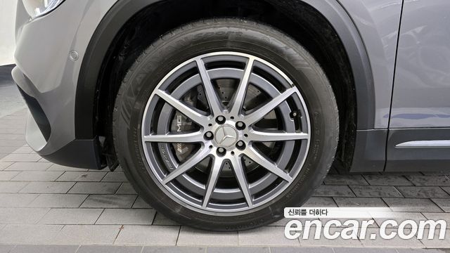 Mercedes-Benz GLA-Class (H247) GLA45 AMG 4MATIC+ 2021 — фото 5