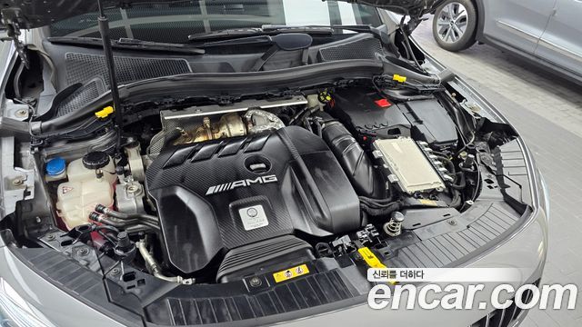 Mercedes-Benz GLA-Class (H247) GLA45 AMG 4MATIC+ 2021 — фото 6