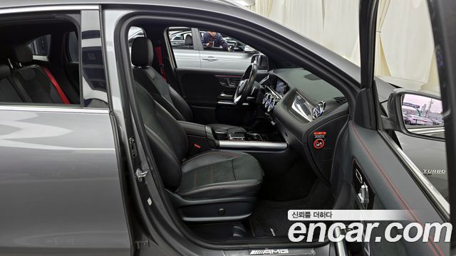 Mercedes-Benz GLA-Class (H247) GLA45 AMG 4MATIC+ 2021 — фото 15