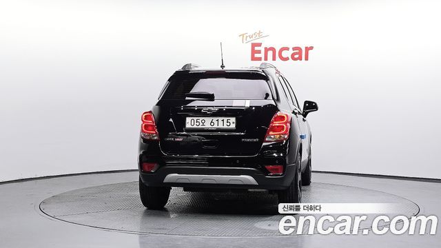 Chevrolet Trax 1.4 Perfact Black 2019 — фото 4