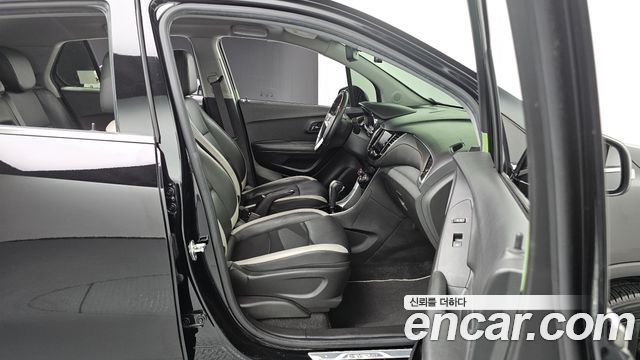 Chevrolet Trax 1.4 Perfact Black 2019 — фото 12