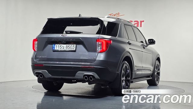 Ford Explorer (VI) 3.0 Platinum 4WD 2021 — фото 2