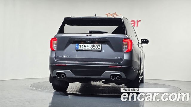 Ford Explorer (VI) 3.0 Platinum 4WD 2021 — фото 4