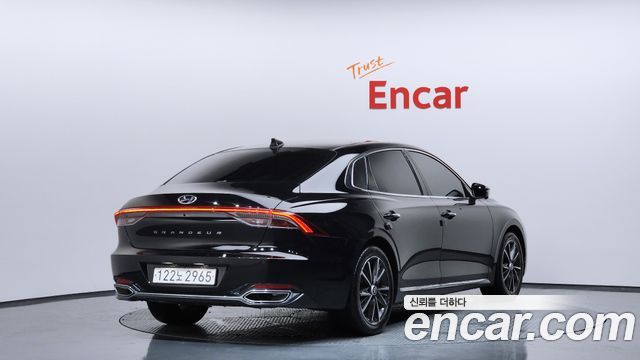Hyundai Grandeur (IG) 2.5 Le Blanc 2023 — фото 2
