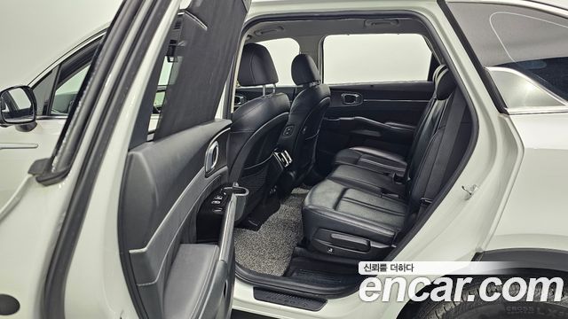 Kia Sorento (IV) Gasoline 2.5T 4WD Noblesse 2023 — фото 12