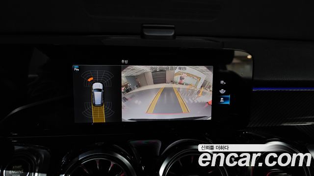 Mercedes-Benz GLB-Class (X247) AMG GLB35 4MATIC 2023 — фото 20
