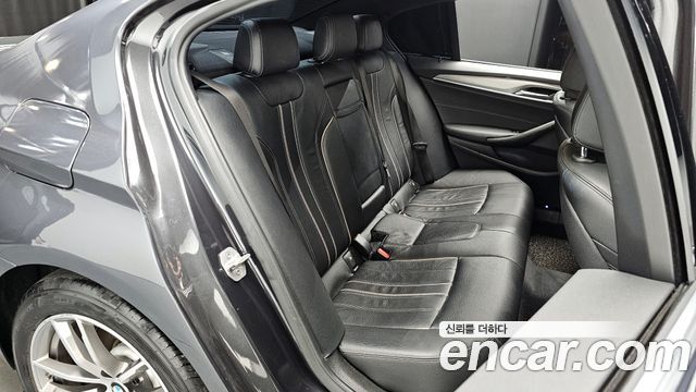 BMW 5 Series (G30) 530i M Sport Package 2018 — фото 12