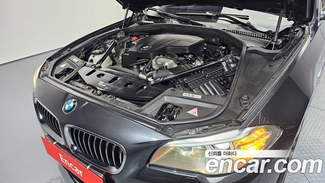 BMW 5 Series (F10) 528i 2015 — фото 6