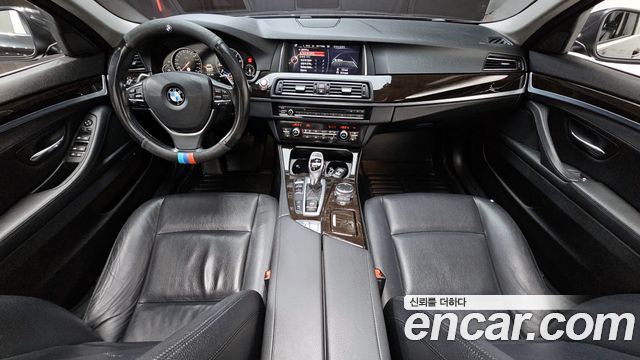 BMW 5 Series (F10) 528i 2015 — фото 7