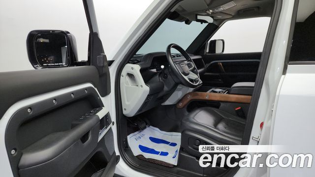 Land Rover Defender (L663) 110 D300 HSE 2022 — фото 10