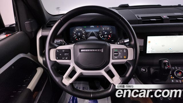 Land Rover Defender (L663) 110 D300 HSE 2022 — фото 14