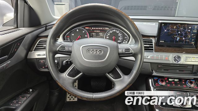 Audi A8 60 TDI Quattro D4 2015 — фото 13