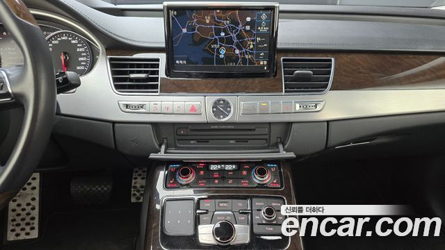Audi A8 60 TDI Quattro D4 2015 — фото 14