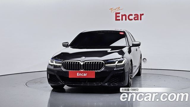 BMW 5 Series (G30) M550i xDrive 2021 — фото 3