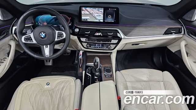 BMW 5 Series (G30) M550i xDrive 2021 — фото 7