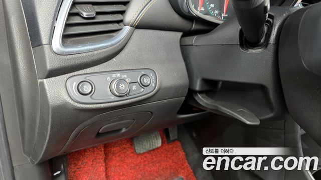 Chevrolet Trax 1.6 Diesel Blade 2018 — фото 16
