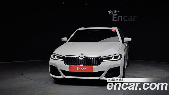 BMW 5 Series (G30) 520i M Sport 2022 — фото 3