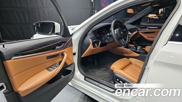 BMW 5 Series (G30) 520i M Sport 2022 — фото 10