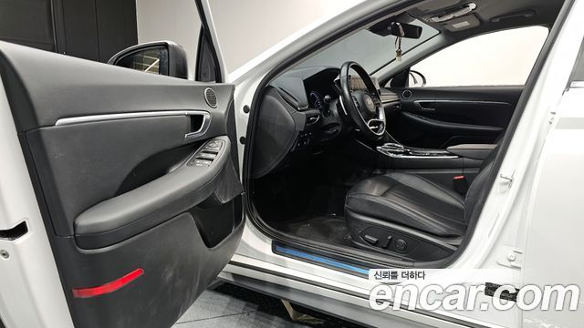 Hyundai Sonata (DN8) 2.0 LPG Premium 2021 — фото 10