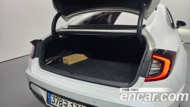 Hyundai Sonata (DN8) 2.0 LPG Premium 2021 — фото 20