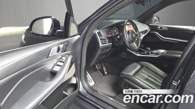 BMW X7 (G07) xDrive 40i M Sport 6STR 2020 — фото 11