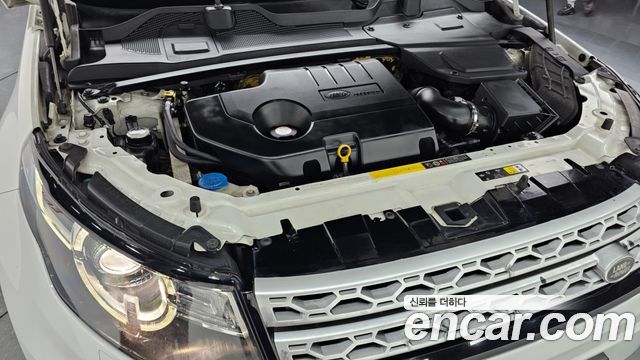 Land Rover Discovery Sport 2.0 TD4 HSE Luxury 2016 — фото 6