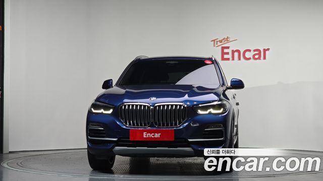 BMW X5 (G05) xDrive 40i xLine 2021 — фото 3