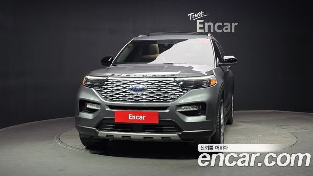 Ford Explorer (VI) 3.0 Platinum 4WD 2021 — фото 3
