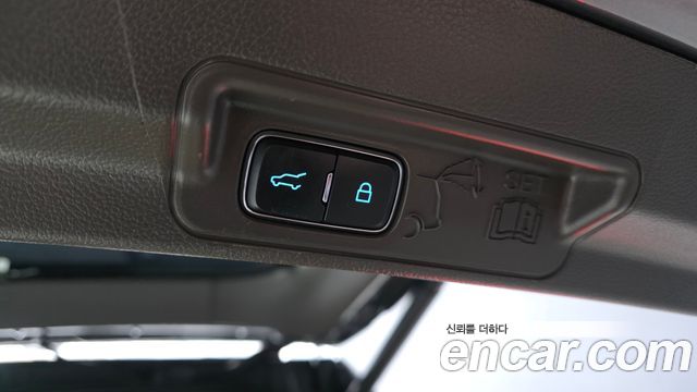 Ford Explorer (VI) 3.0 Platinum 4WD 2021 — фото 20
