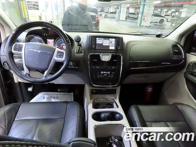 Chrysler Grand Voyager 3.6 LIMITED 2014 — фото 6