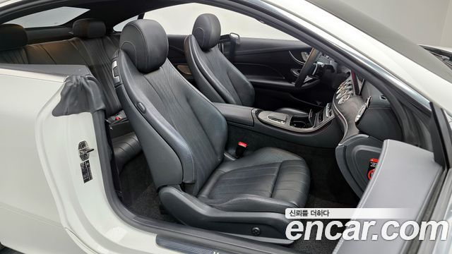 Mercedes-Benz E-Class (W213) E300d 4MATIC Coupe 2022 — фото 15