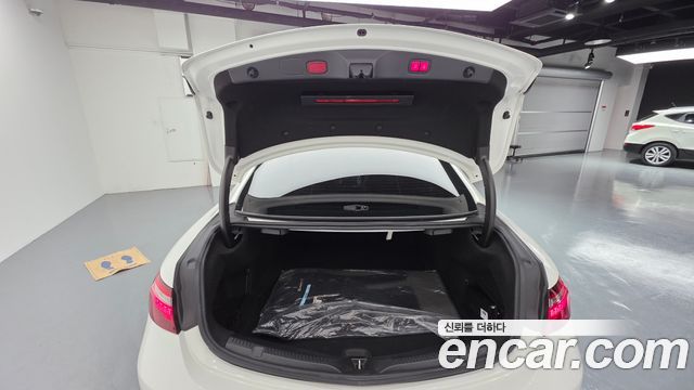 Mercedes-Benz E-Class (W213) E300d 4MATIC Coupe 2022 — фото 23