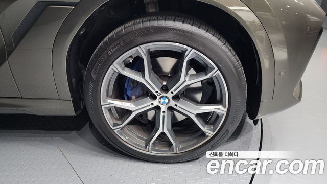 BMW X6 (G06) xDrive40i M Sport 2021 — фото 5