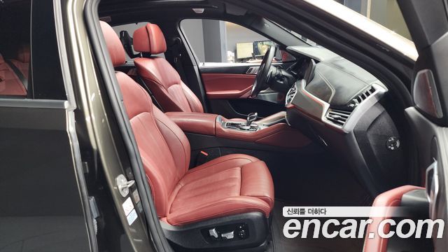 BMW X6 (G06) xDrive40i M Sport 2021 — фото 11