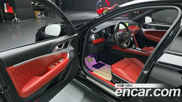 Genesis G70 Gasoline 2.0T 2WD 2022 — фото 10