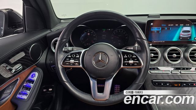 Mercedes-Benz GLC-Class (X253) GLC300e 4MATIC Coupe 2023 — фото 13
