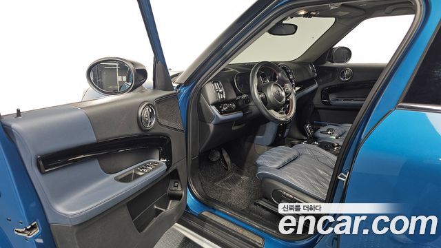 MINI Cooper S Countryman ALL4 2nd 2021 — фото 10