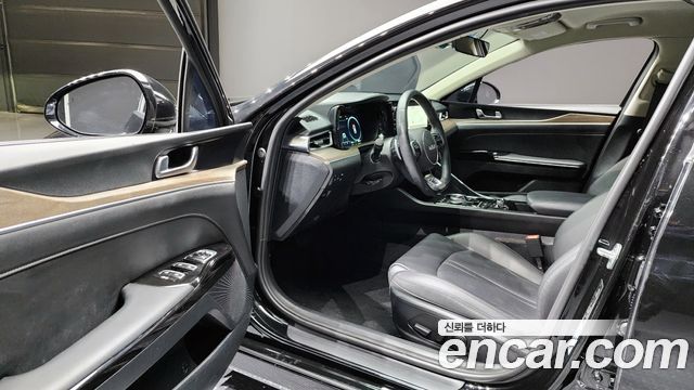 Kia K5 (III) 1.6 Turbo Noblesse 2023 — фото 11